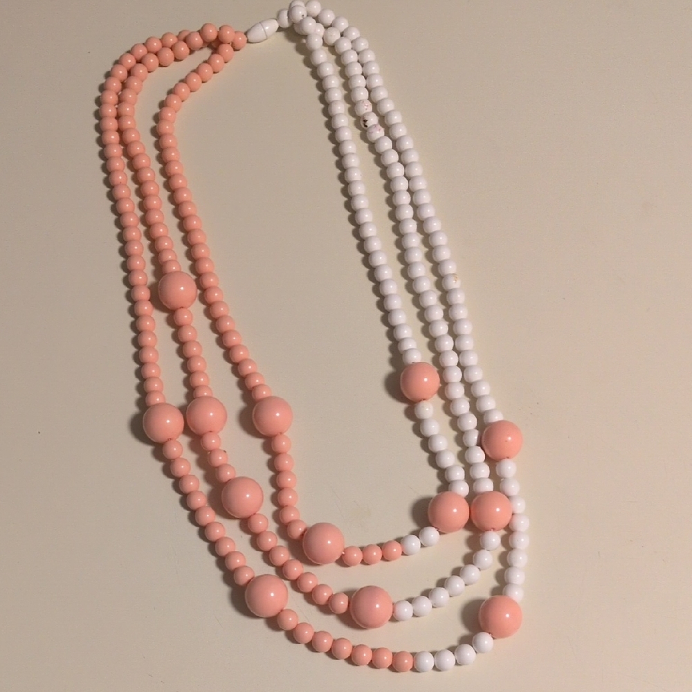 Elegant Triple Strand‎ Peach and White Beaded Costume Necklace
